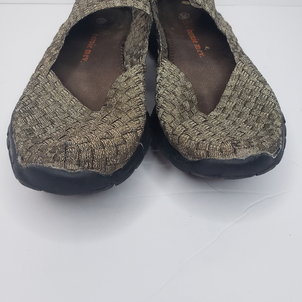 Gold metallic signature comfortable Mary Jane Flat Woven basket look shoes - Picture 7 of 9